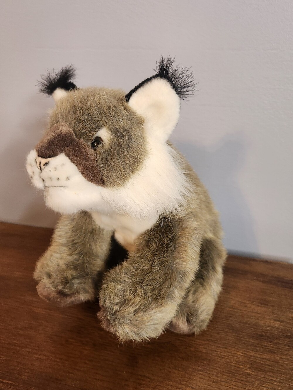 2009 12in Wild Republic Lynx Plush Realistic Fur Stuffed Animal